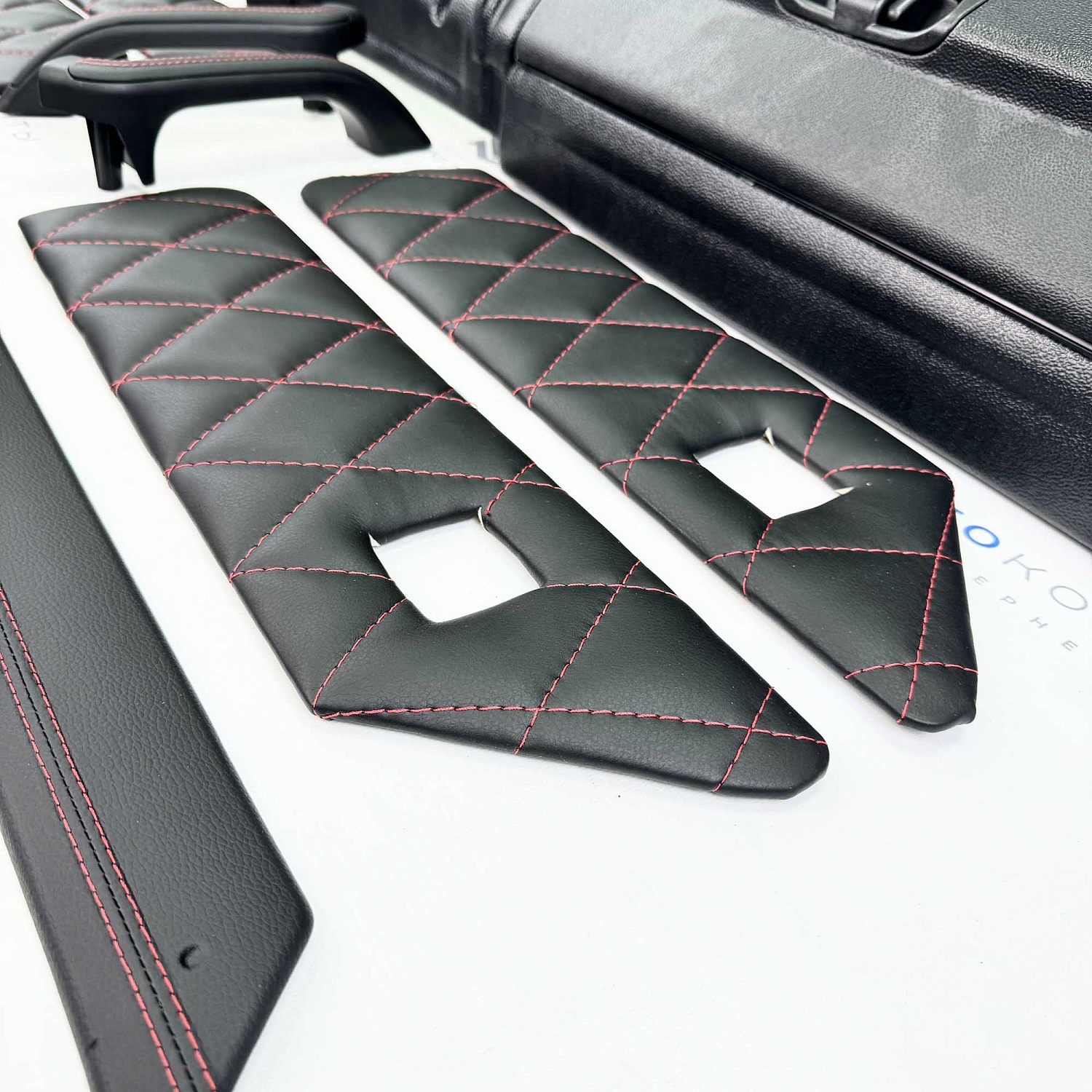 Комплект салона в коже Лада Нива 4х4