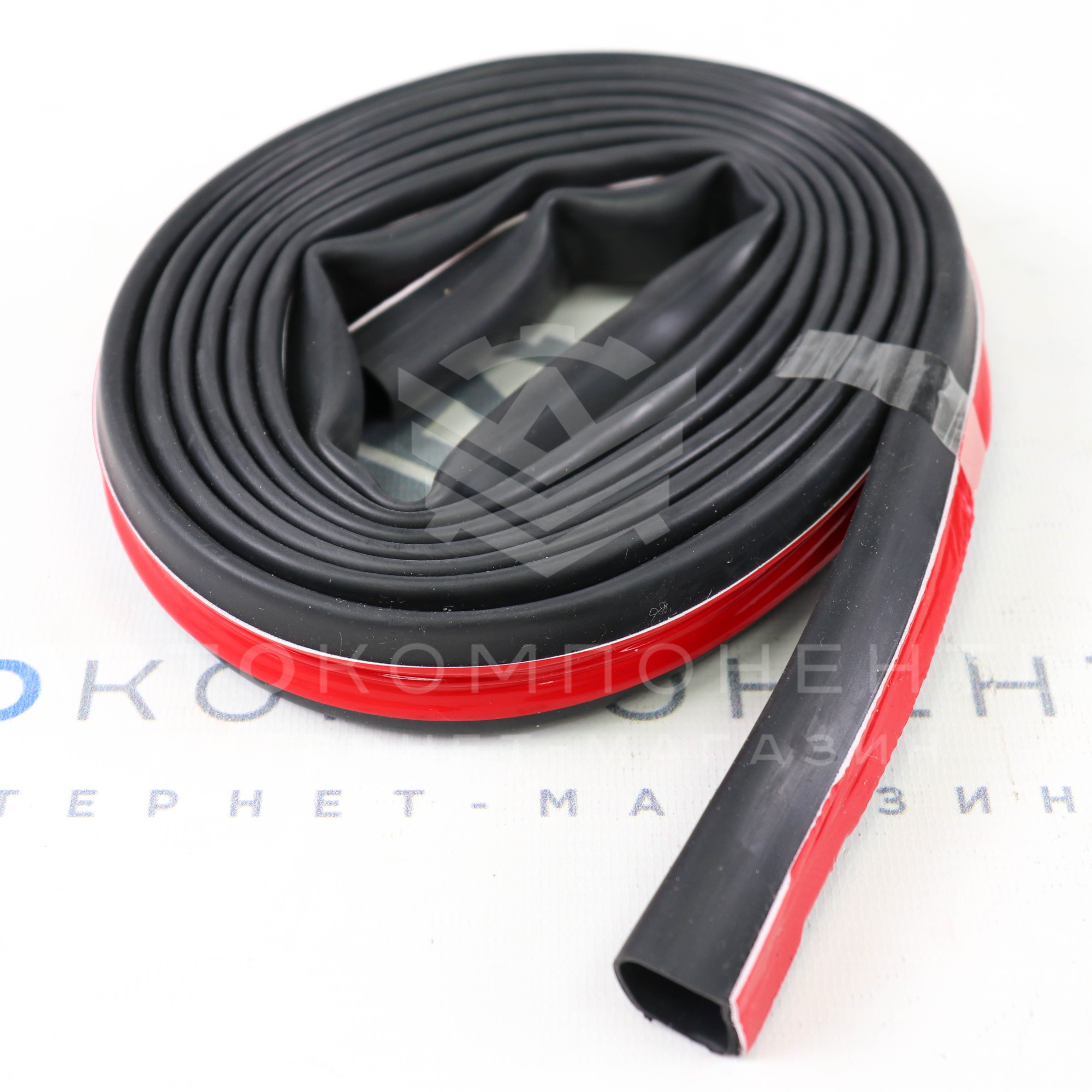 Универсальный уплотнитель капота РКИ-D (3 метра)