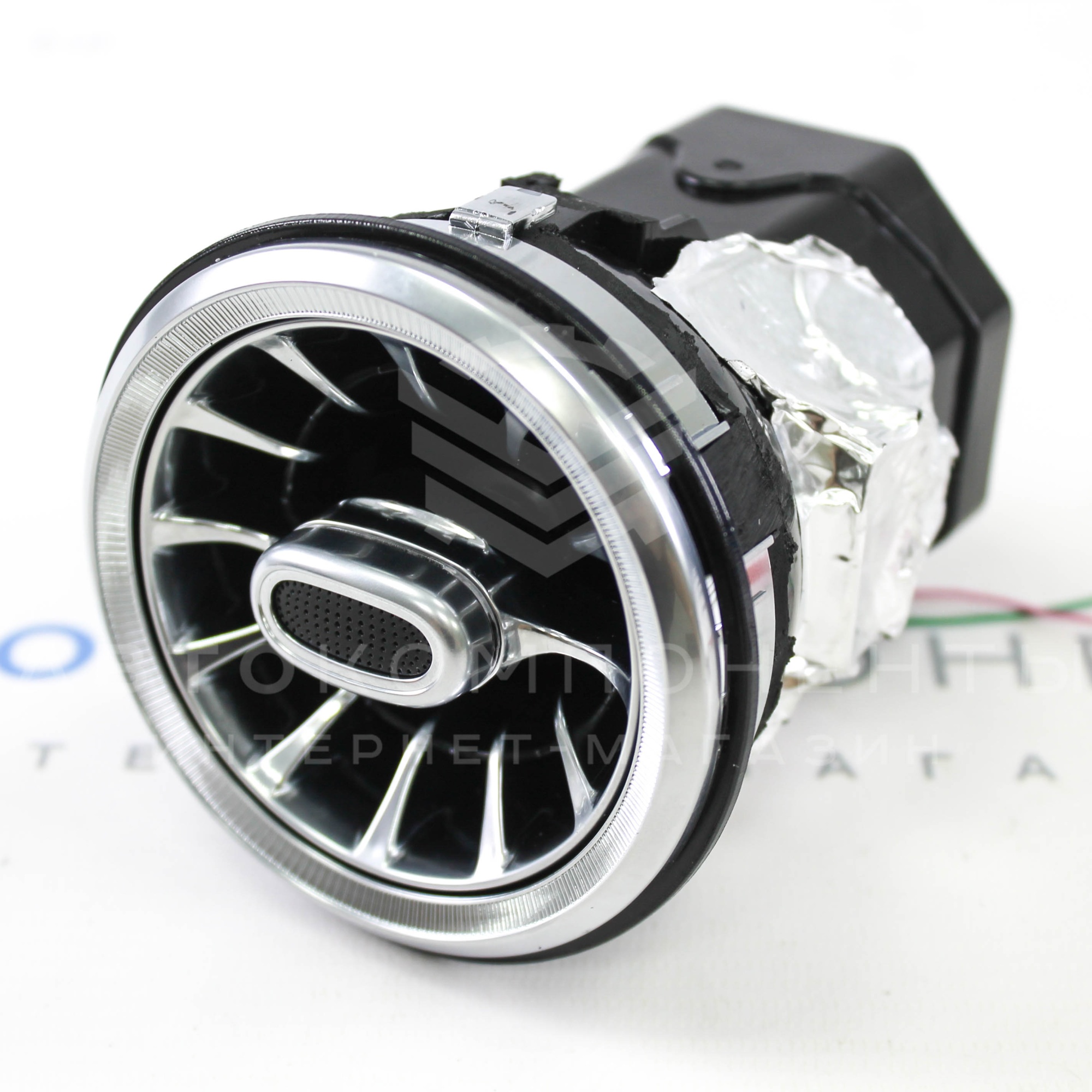 Сопло вентиляции в стиле AMG (регулируемое) с подсветкой Лада Гранта, Калина 2, Ларгус (серебристое)