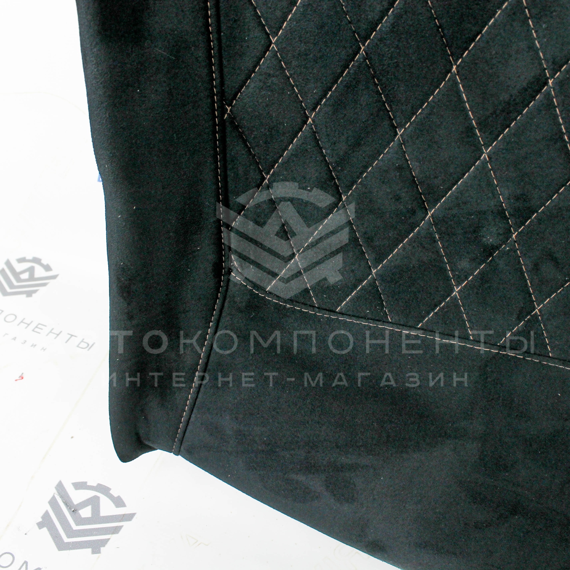 Потолок Лада Приора (седан) в алькантаре с прострочкой "Ромб"