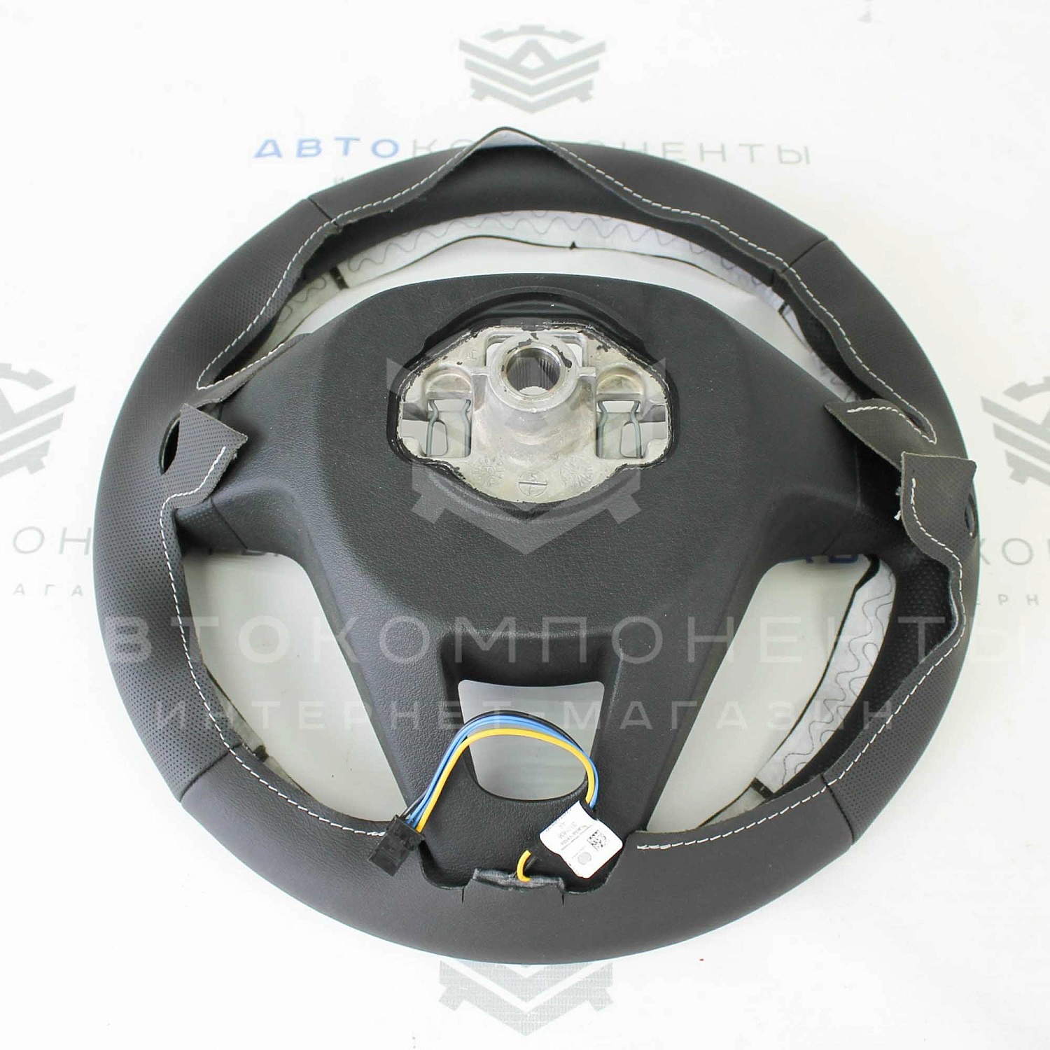 Оригинальная (кожаная) оплетка руля Лада Vesta с обогревом