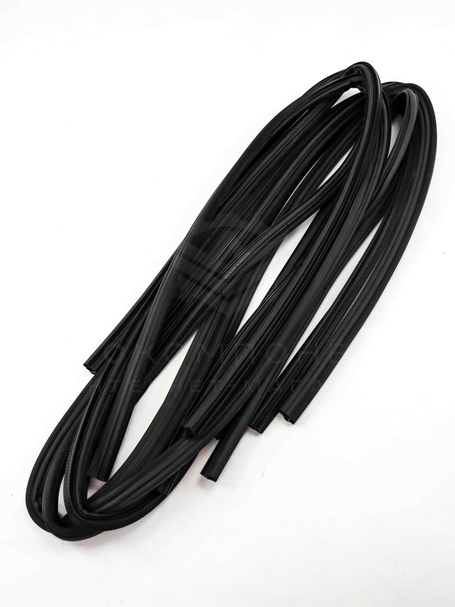 Уплотнители проемов дверей (3х-камерные) ВАЗ 2109, 21099, 2114, 2115