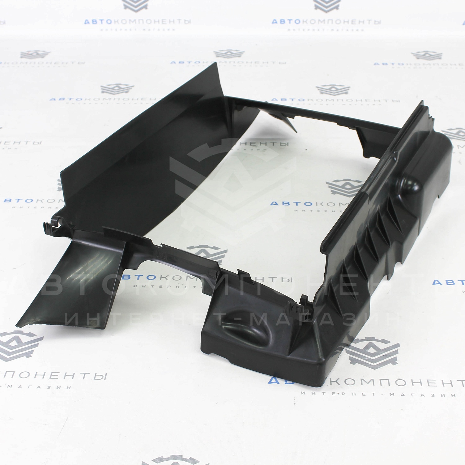 Щиток радиатора Лада Vesta с кондиционером