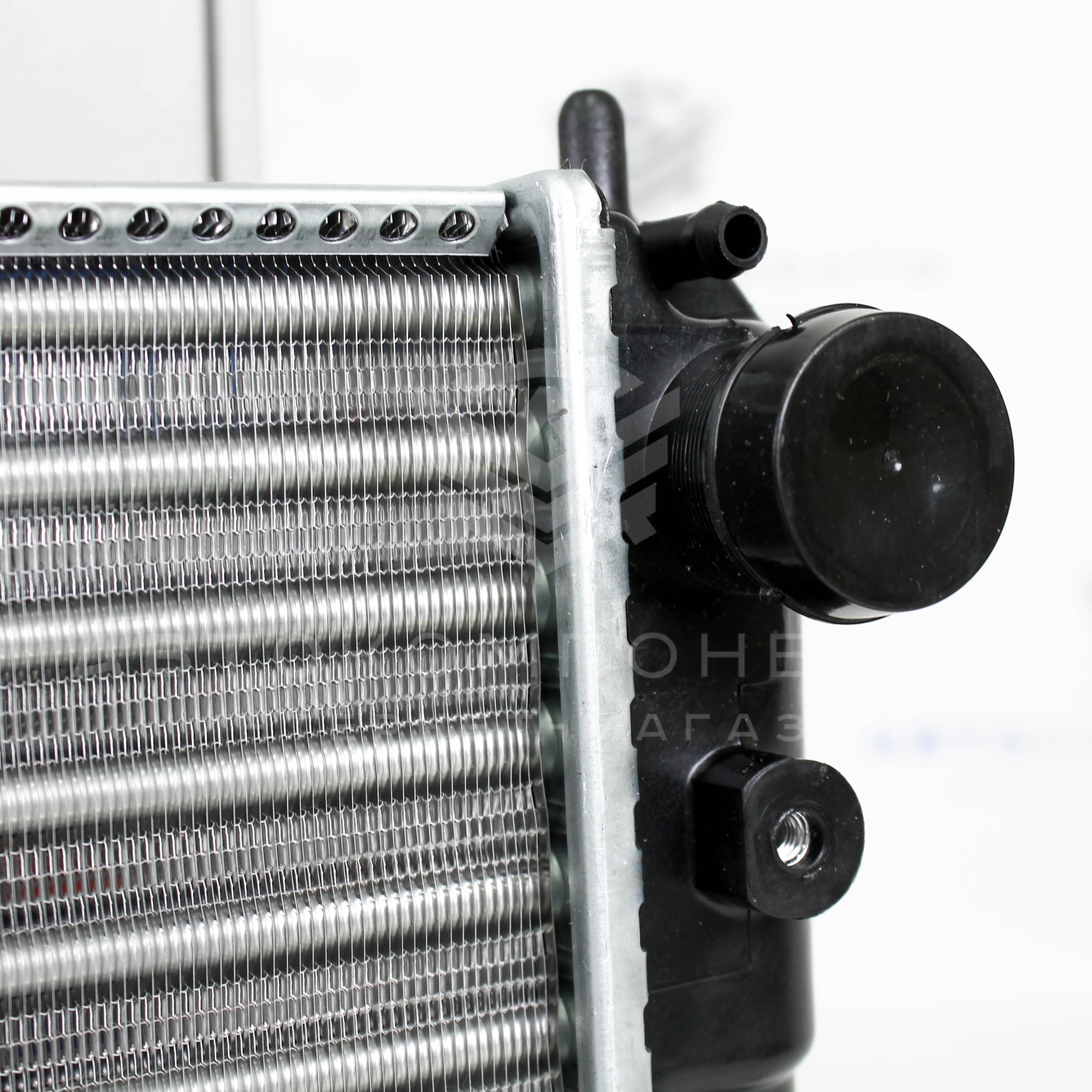 Радиатор охлаждения (алюминиевый) PEKAR Шевроле Нива (2123-1301012)