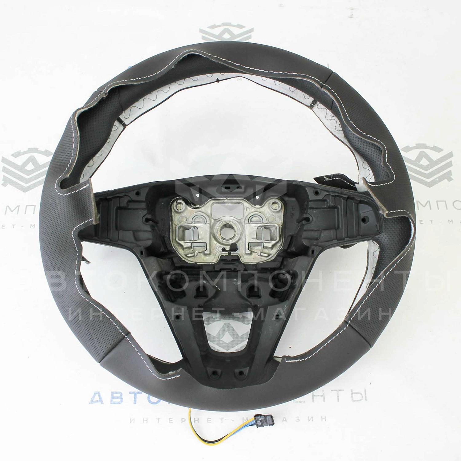Оригинальная (кожаная) оплетка руля Лада Vesta с обогревом
