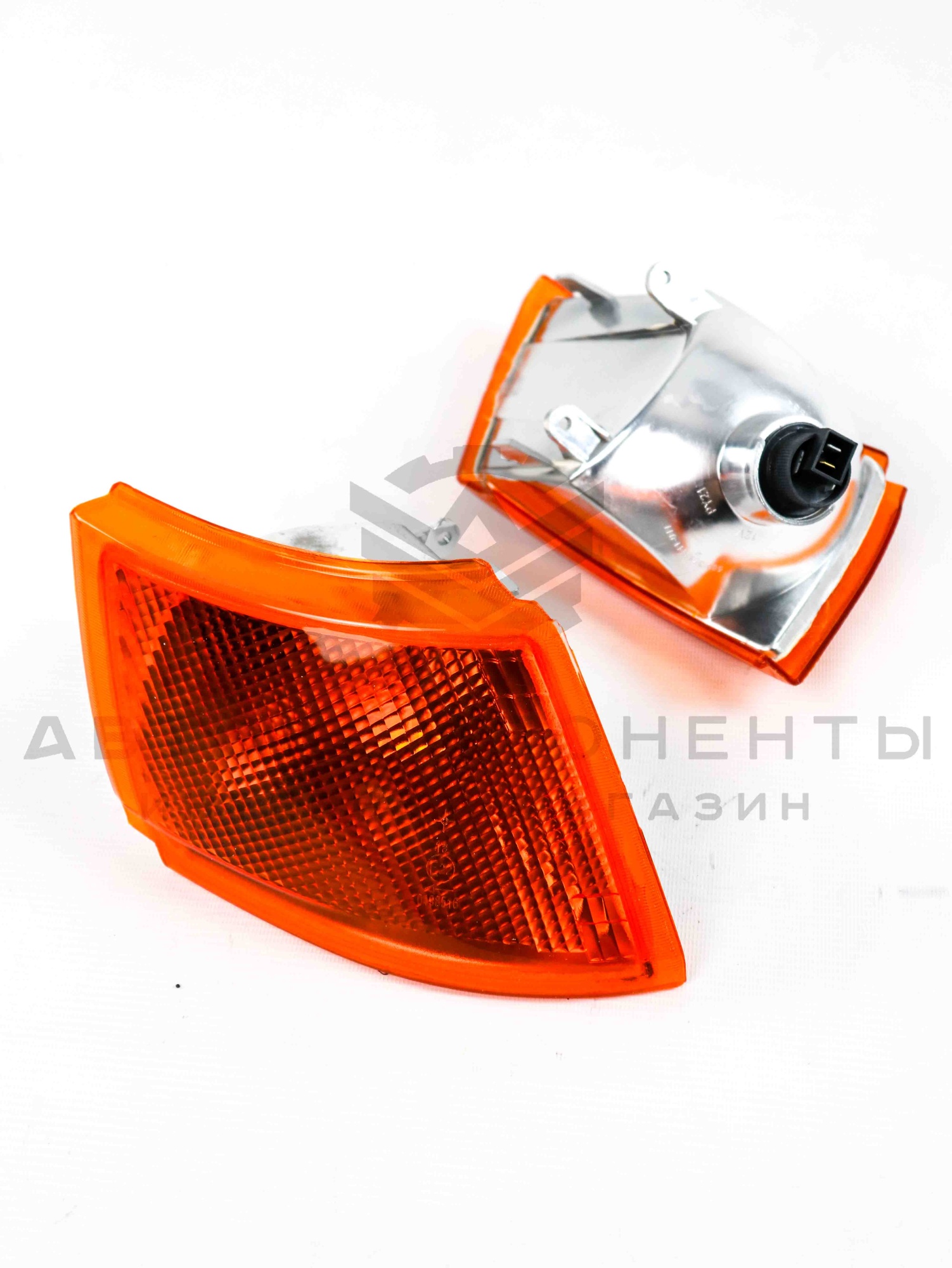 Оранжевые поворотники ВАЗ 2110-2112 под фары "Киржач"