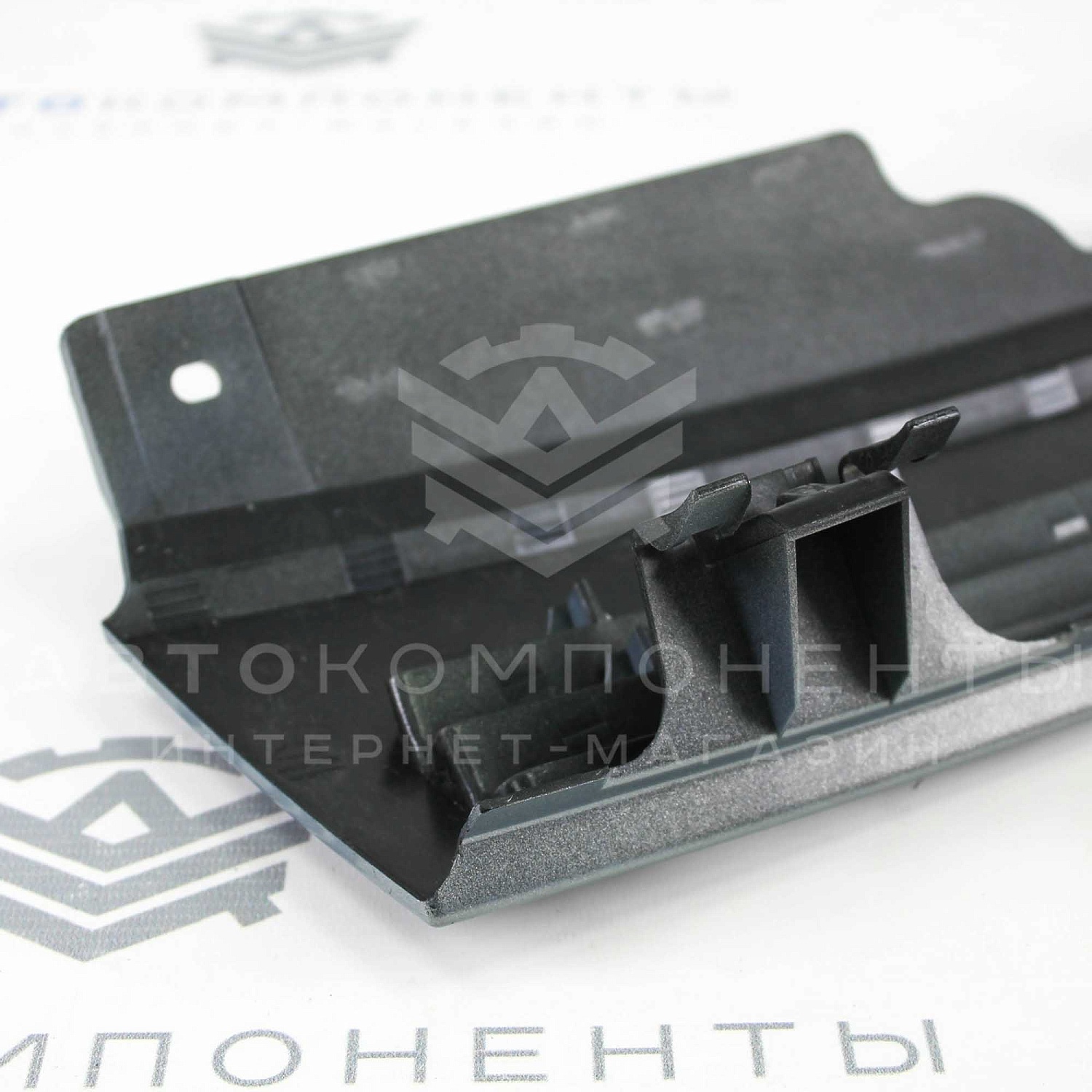 Решетка радиатора (нового образца) ВАЗ 2110-2112 в цвет кузова