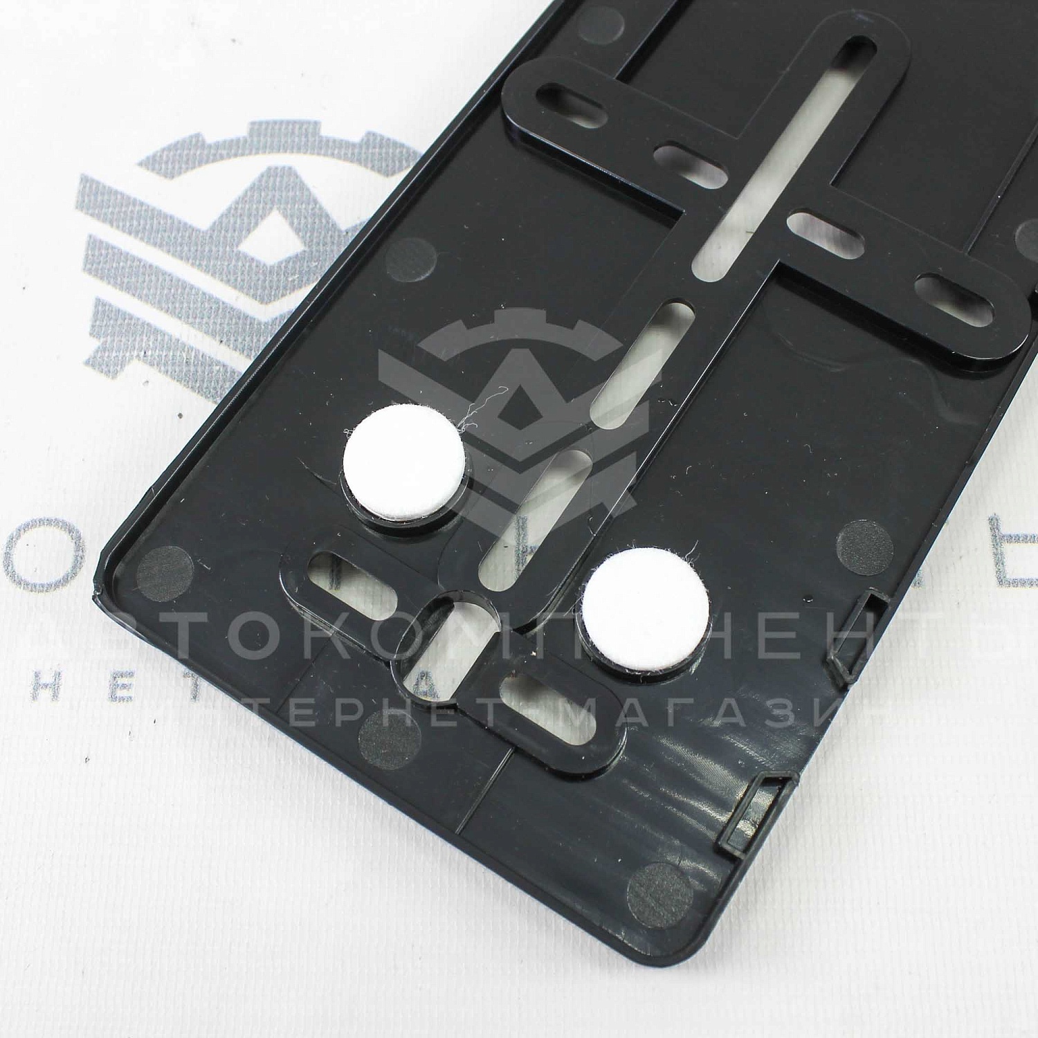 Рамка номера "Konkurent" на магнитах