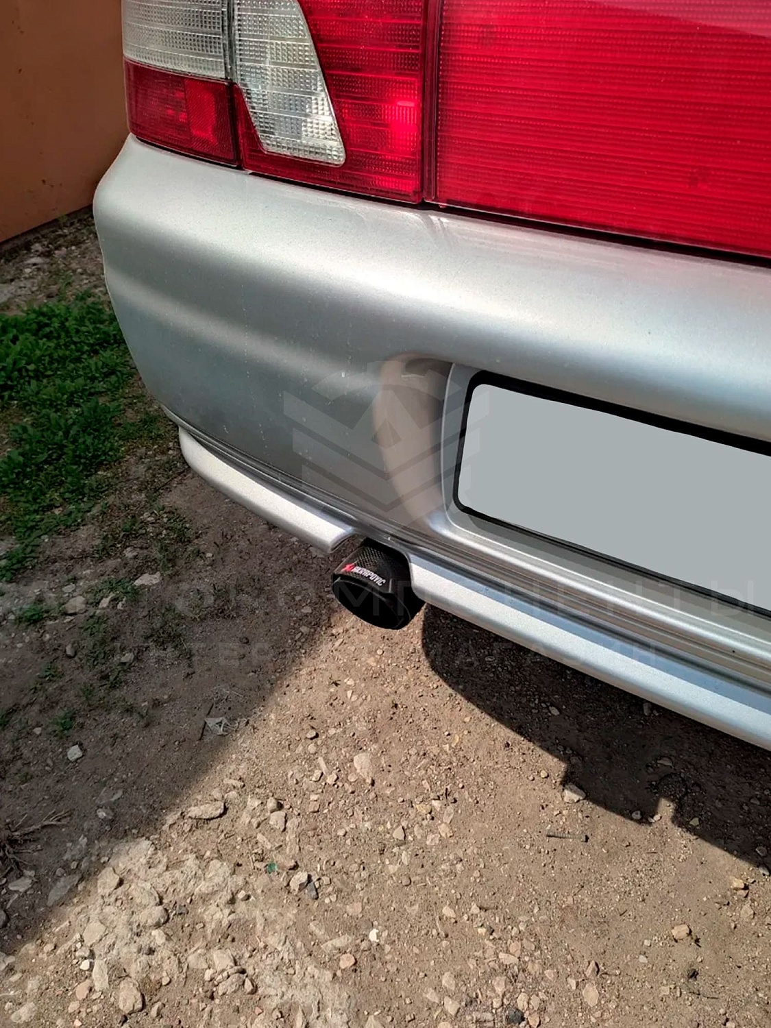 Насадка на глушитель AKRAPOVIC (открытого типа) 51-89мм (карбон, черная)