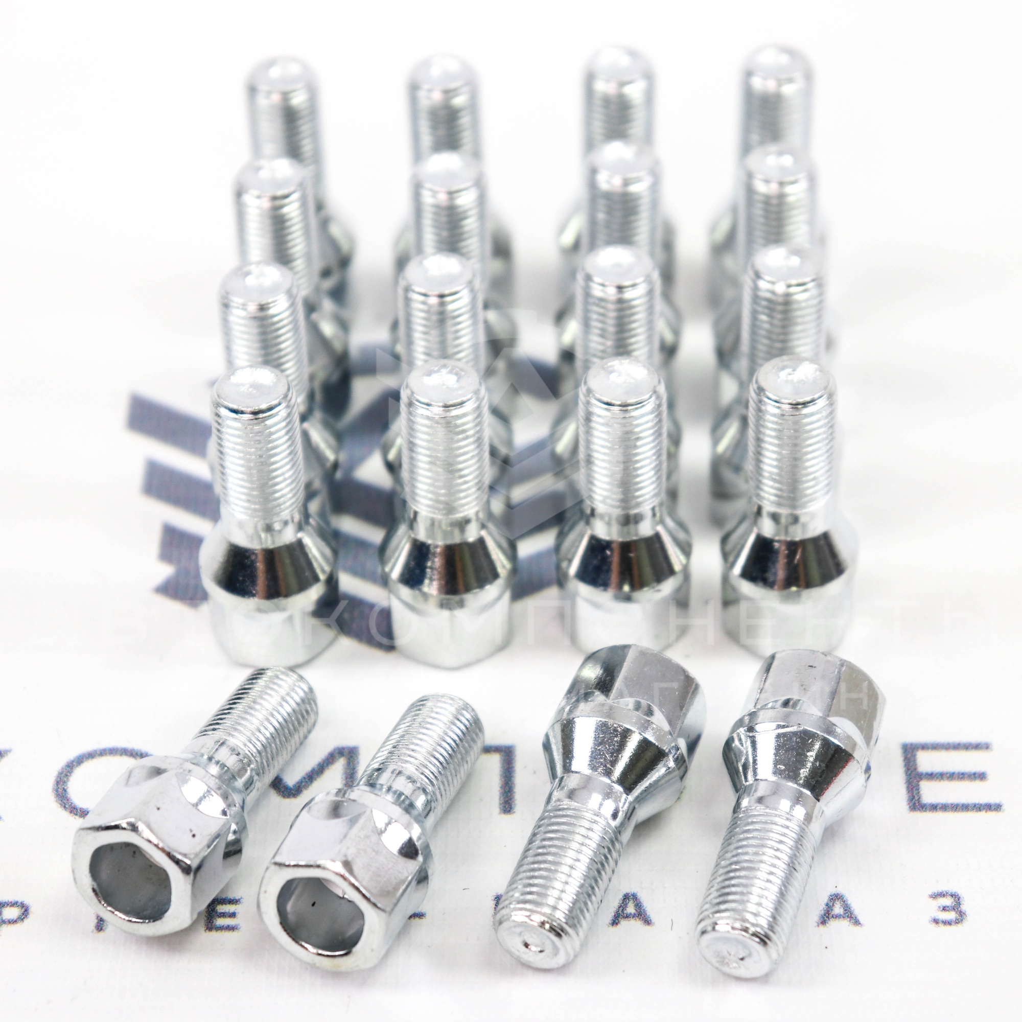 Болты колесные М12*1,25 для штампованных дисков ВАЗ (ключ 17, конус, хром) (072093 L)