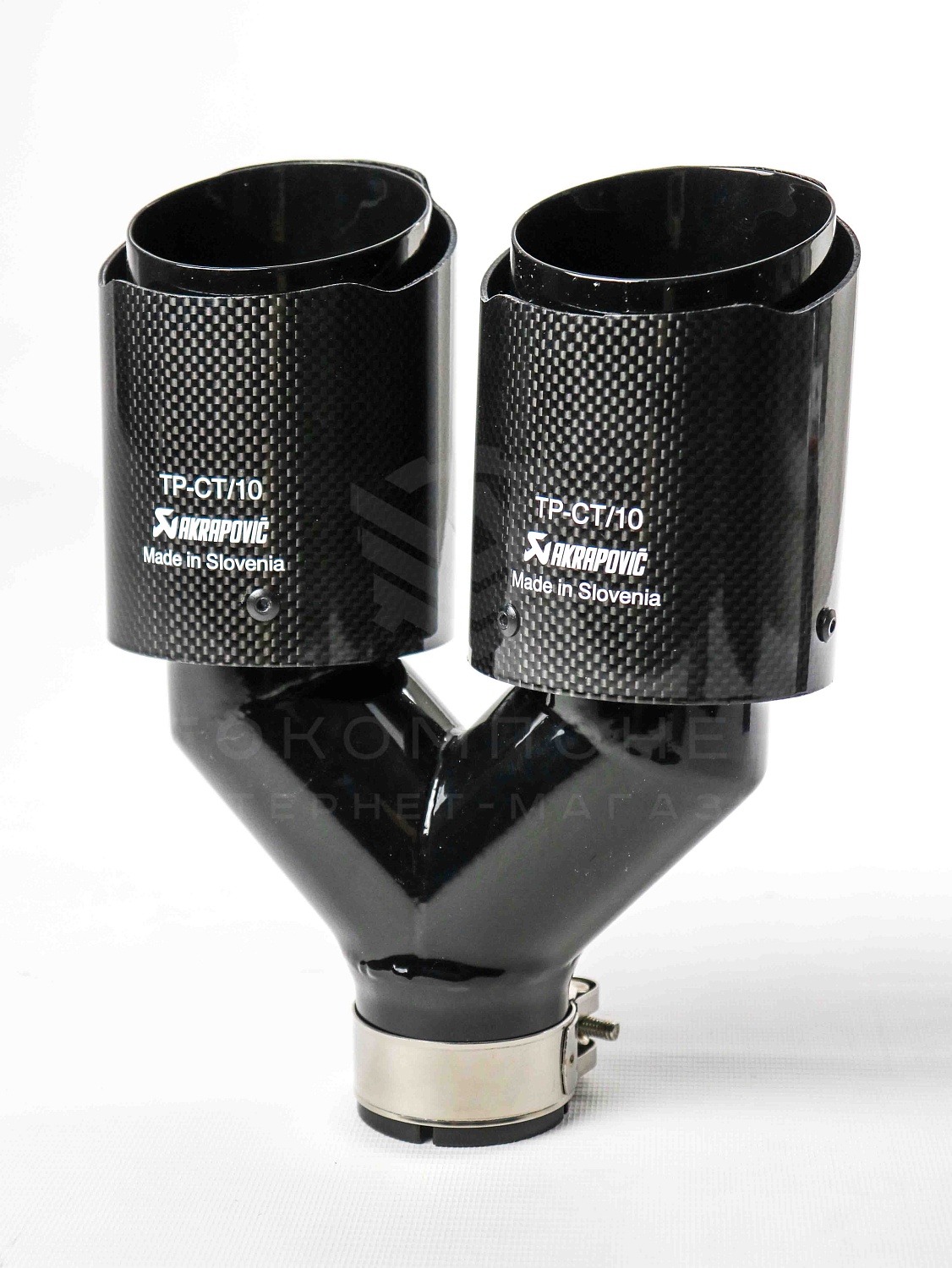 Раздвоенная насадка AKRAPOVIC (открытого типа) на глушитель (прямая) 51-89мм (карбон, черная)
