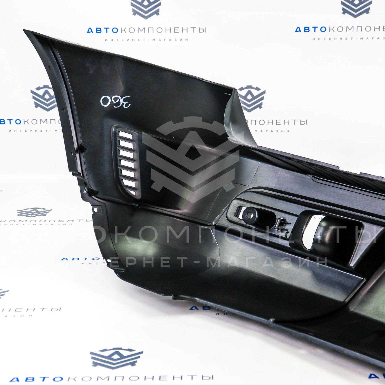 Задний бампер Бертоне (рестайлинг) Шевроле Нива в цвет кузова