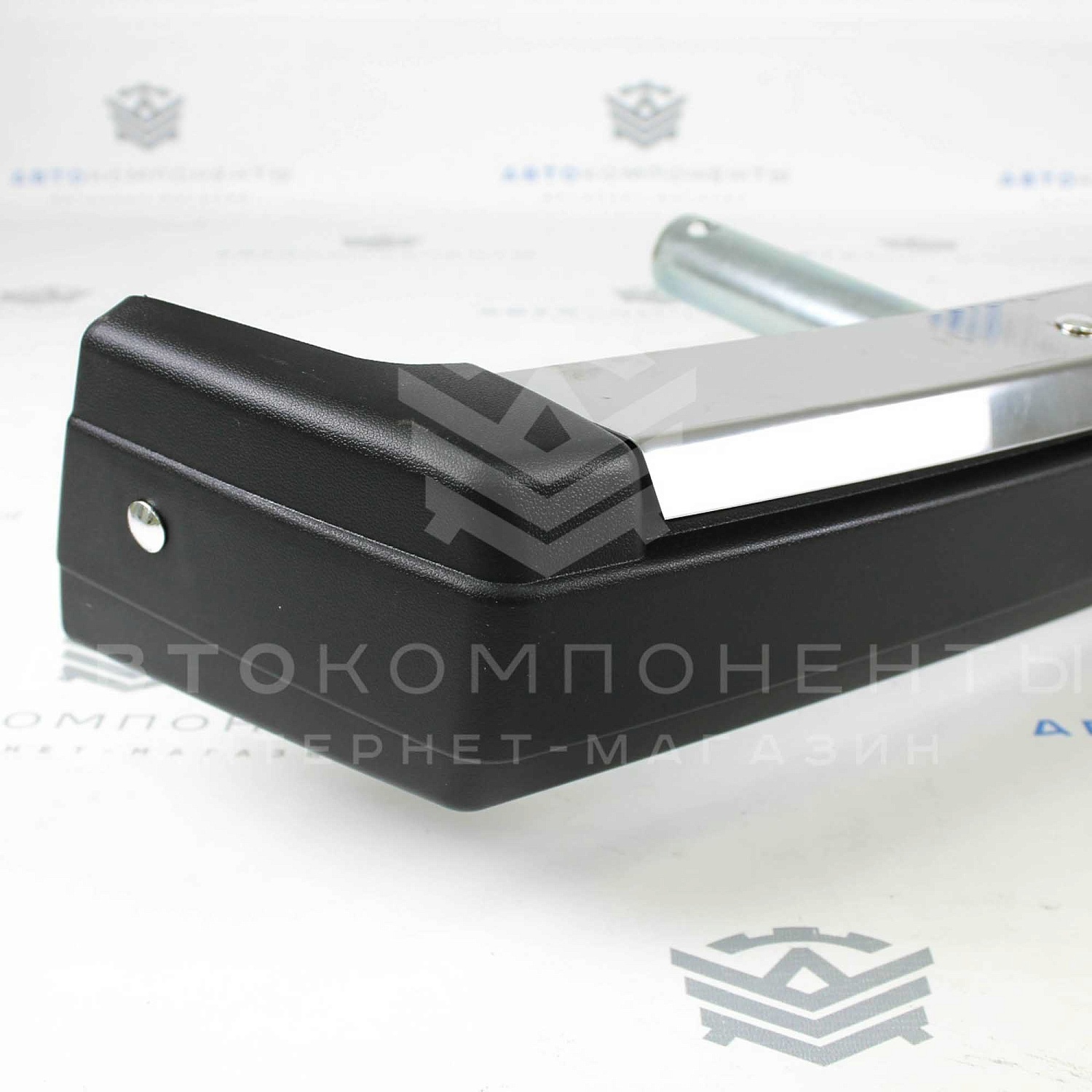 Передний бампер в сборе с кронштейнами ВАЗ 2107