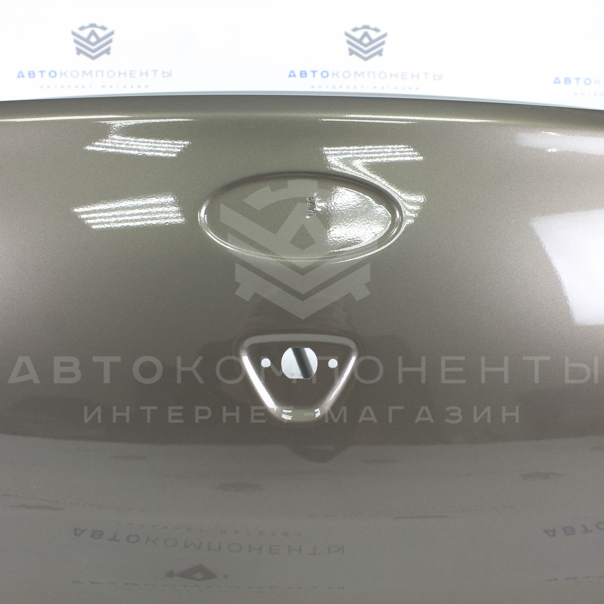 Оригинальная крышка багажника Лада Гранта (седан) в цвет кузова