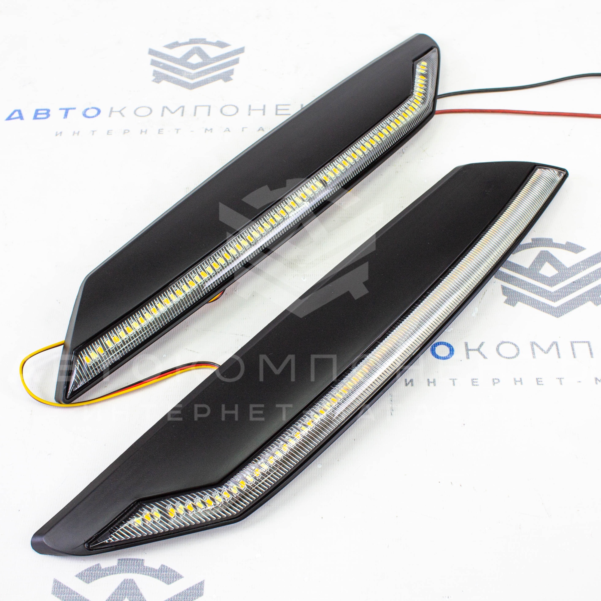 Реснички "Sal-Man" с бегающими поворотниками и ДХО на передние фары Лада Гранта