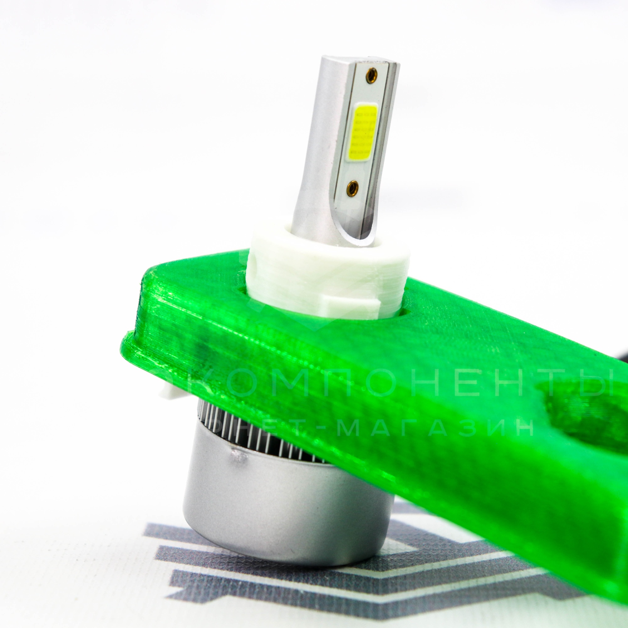 Яркий задний ход ВАЗ 2110-2112 (комплект LED ламп и переходников взамен штатных ламп)