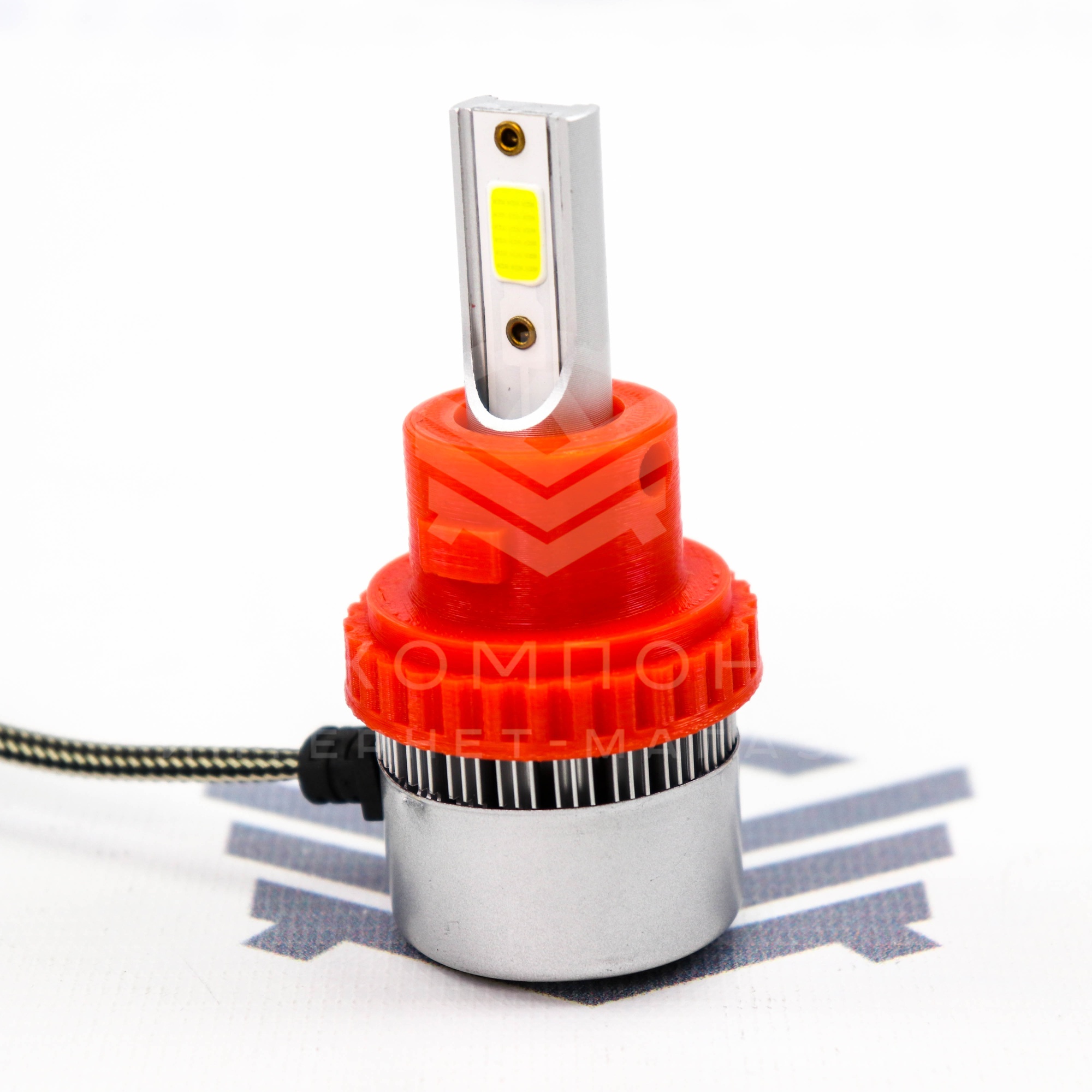 Яркий задний ход Лада Приора, Калина (комплект LED ламп и переходников взамен штатных ламп)