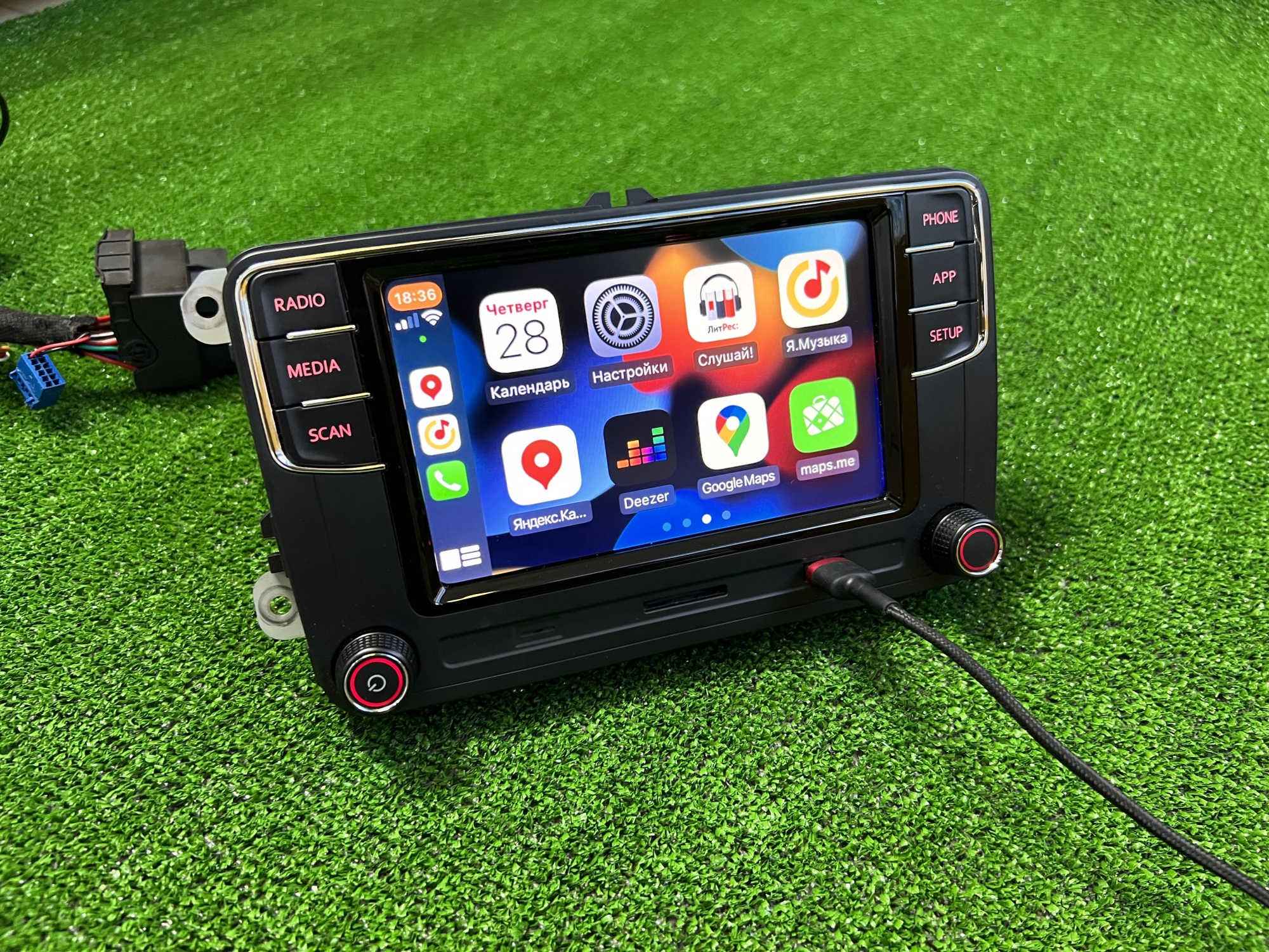 Автомобильная магнитола RCD 360 PRO Volkswagen, Seat