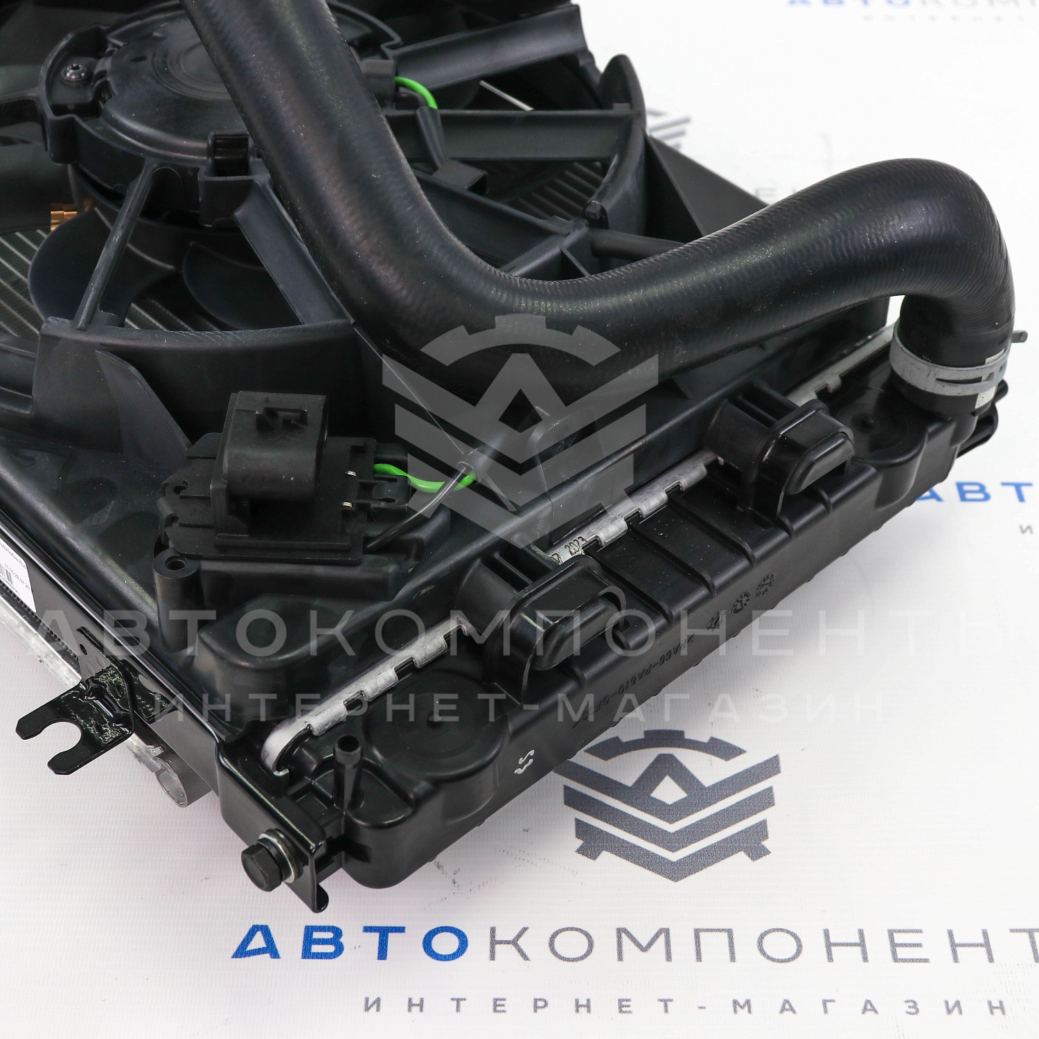 Радиатор охлаждения двигателя и кондиционера н/о (в сборе) Лада Калина 2, Гранта