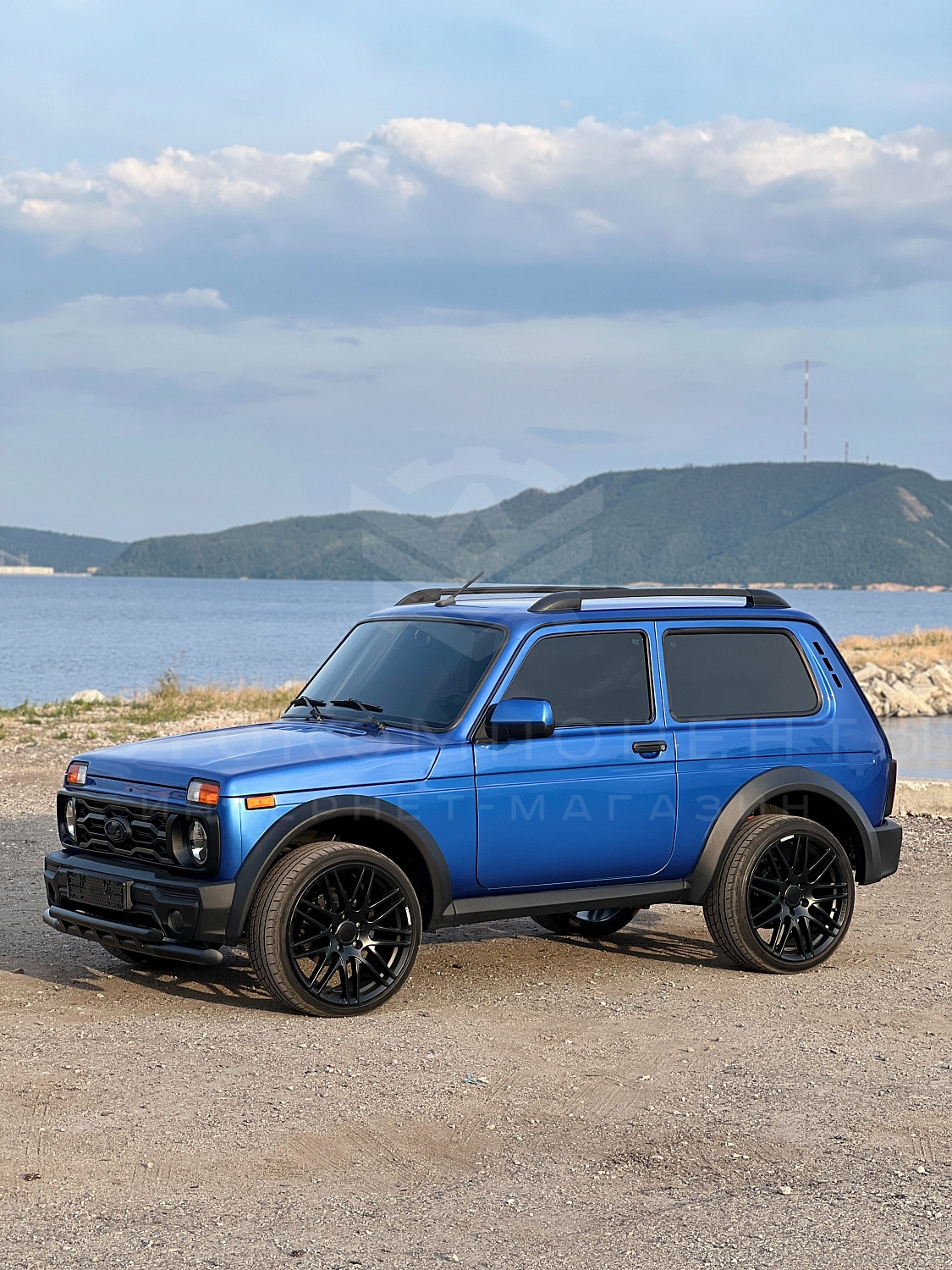 Рейлинги "АПС" (черные) Лада Нива 4х4 (0212-БП-02)