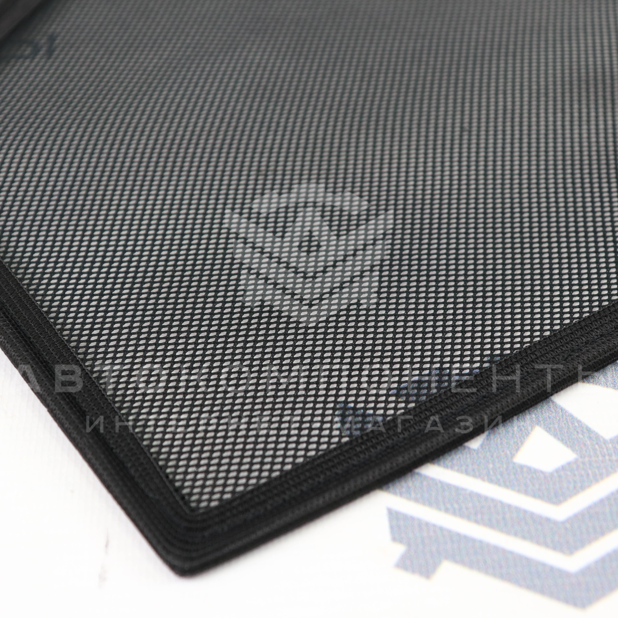 Каркасные солнцезащитные шторки на магнитах Nissan Note E11 (2005 г.в)